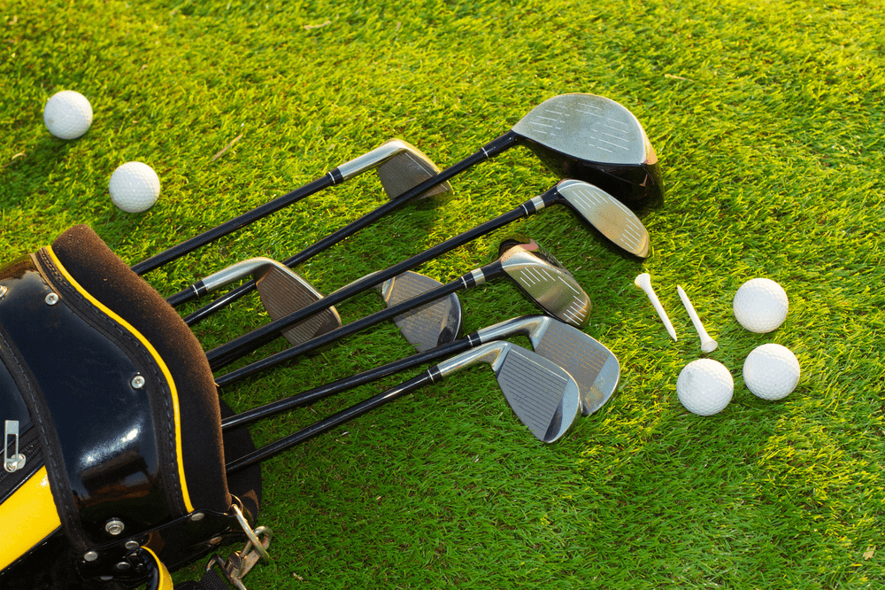 Người Mới Chơi Nên Dùng Loại Gậy Golf Nào ?