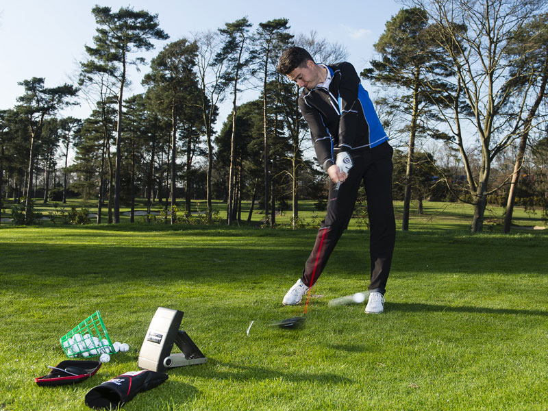 Cách Để Đánh Xa Với Các Loại Gậy Golf